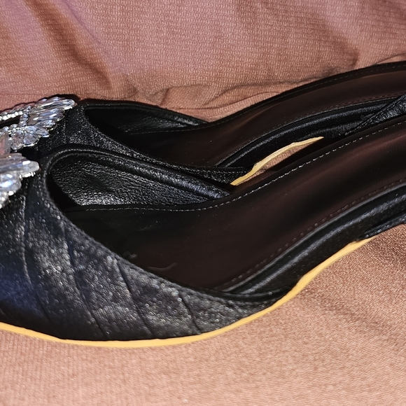 Women's Rhinestone Slip On Pointy Toe Ankle Elastic Strap SlingBack Heels. - Picture 2 of 3